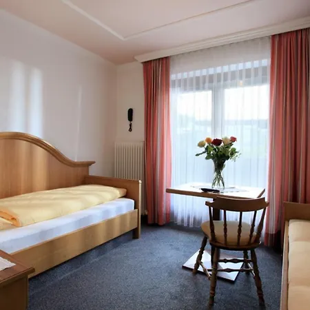 Pensión Laerchenbrunn 3*